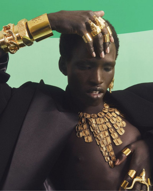 Modada M&uuml;cevher ve Sembolizmi