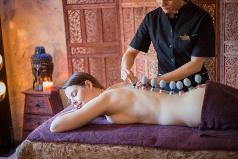 Manor House Hotel'in spasında enerjik terapiler