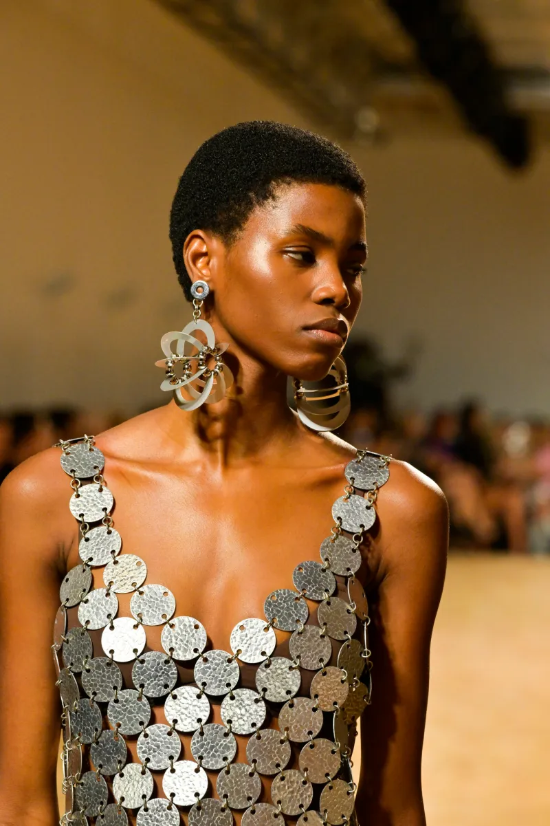 G&uuml;ncel Trendler ve Modada M&uuml;cevherat