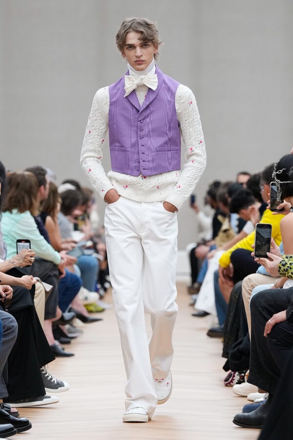Jonathan Anderson Dior İ&ccedil;in4