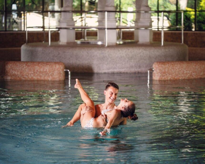 Klor içermeyen Manor House Spa yüzme havuzu