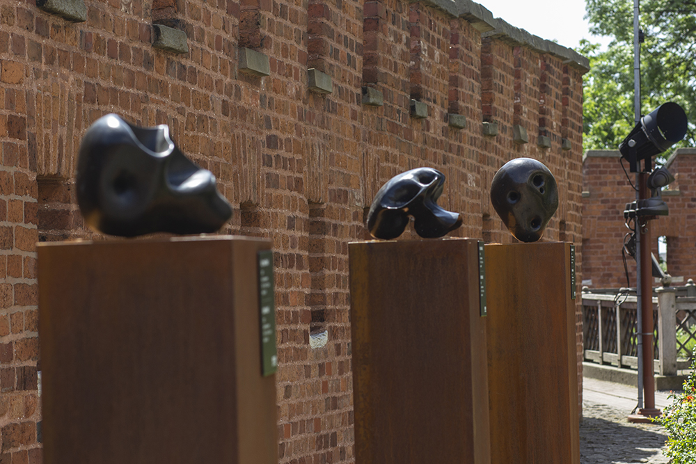 Beksinski heykelleri