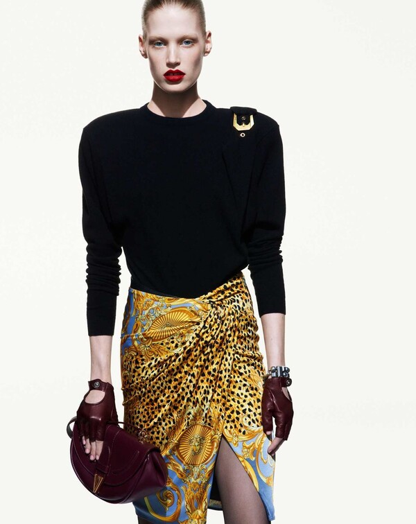 Versace10 kampanyası