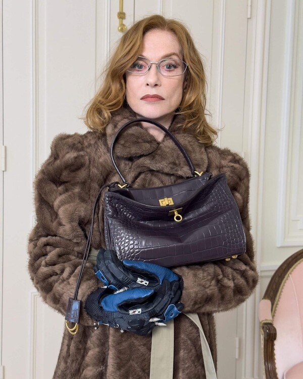 Claudia Schiffer ile Balenciaga Kampanyası11