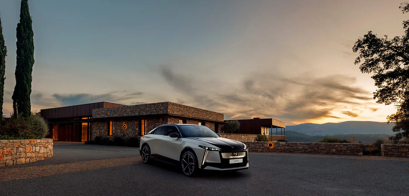 Ds N°8 750 Km Menzilli Elektrikli Premium SUV ve Fransız Zarafeti