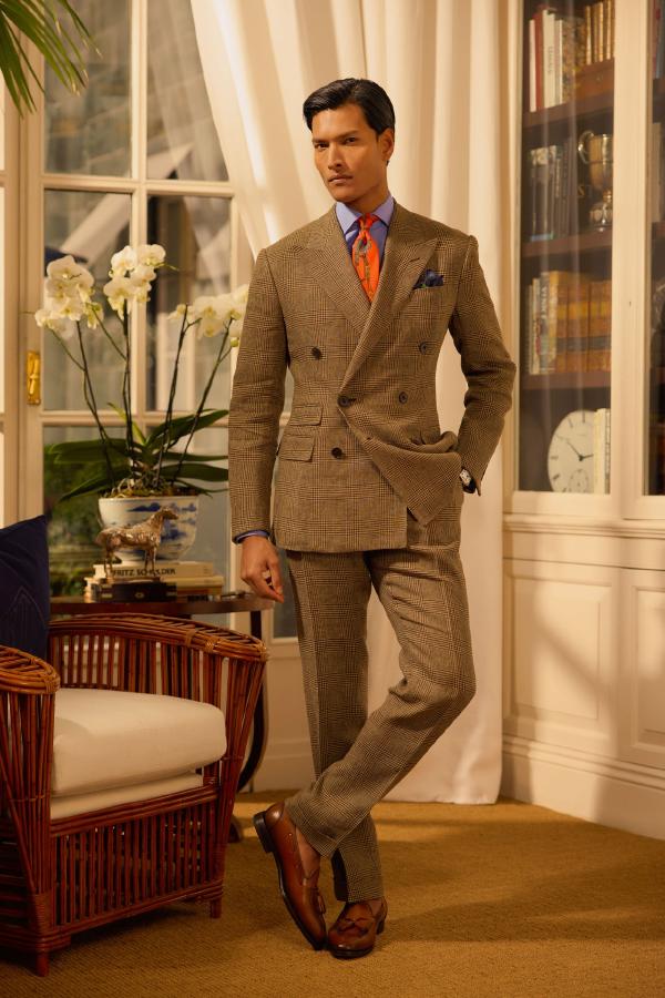 Erkekler İ&ccedil;in Moda Takımlar En İyi 10 Marka