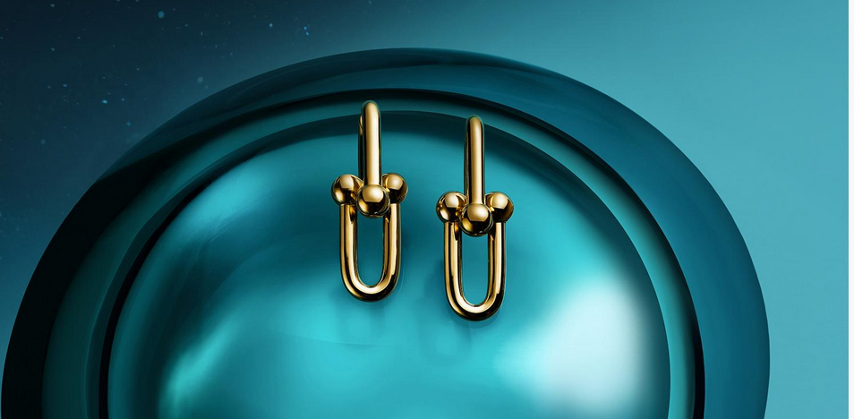 Noel Ağacı Altına Takı