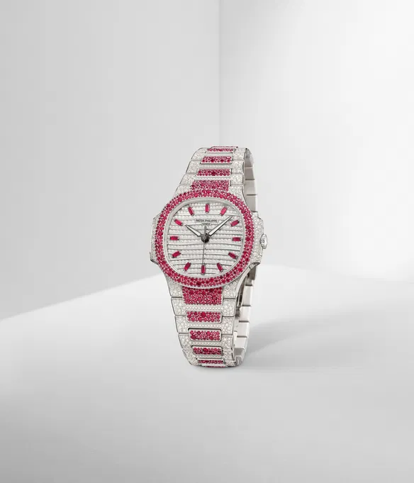 Patek Philippe Nautilus Haute Joaillerie Nesiller Boyu Saat