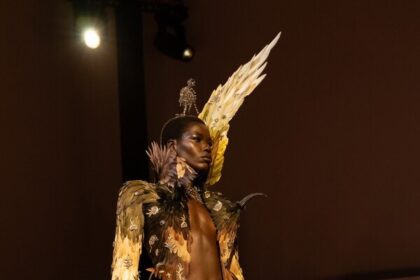 Schiaparelli İlkbahar 2026 Agoni ve Ekstaz Haute Couture Canlı Sanat Gibi