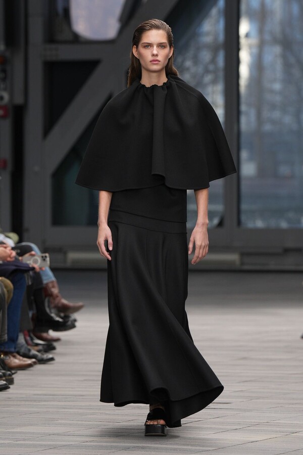 Calvin Klein Mit ile Günümüz Arasında