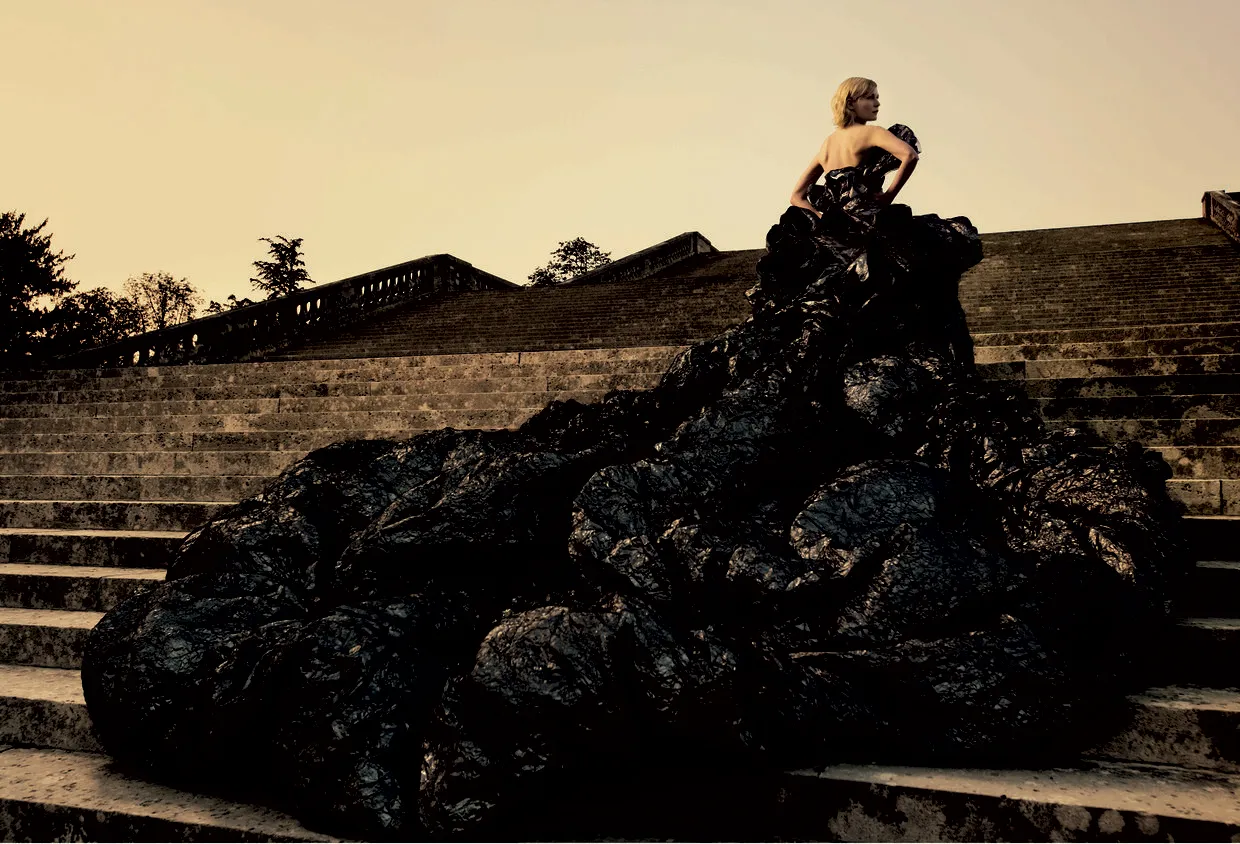 10 John Galliano En İyi G&ouml;r&uuml;n&uuml;mleri